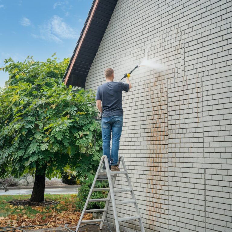 nettoyage -façades-toitures-ruhlmann votre decorateur3